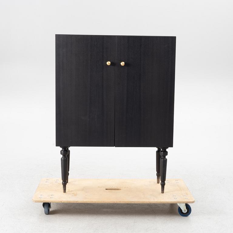 Cabinet, contemporary.