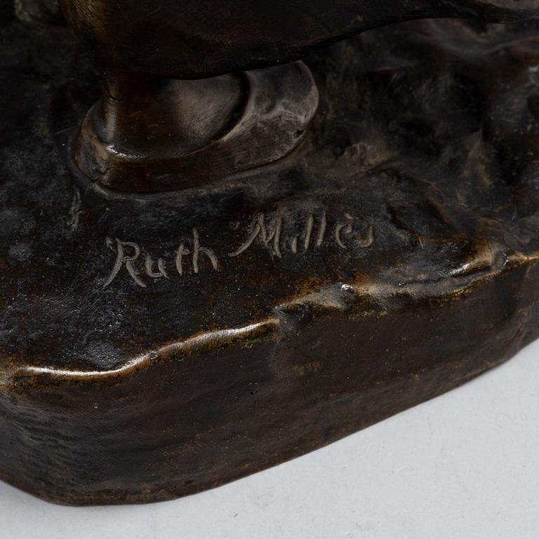 Ruth Milles, "Flicka i blåst" (=Young woman in the wind).