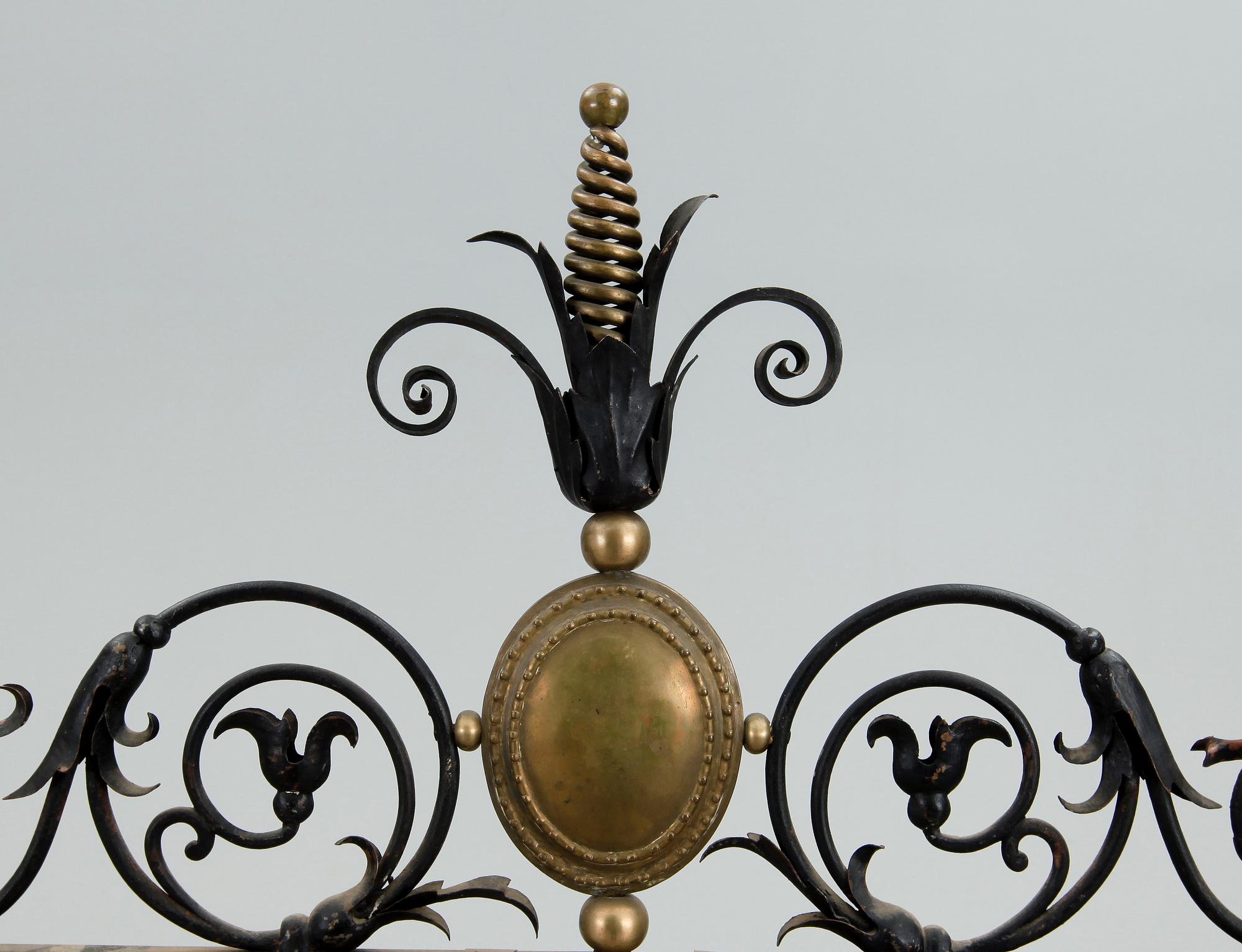 ELDSKÄRM, mässing och smidesjärn, 1800-talets slut.