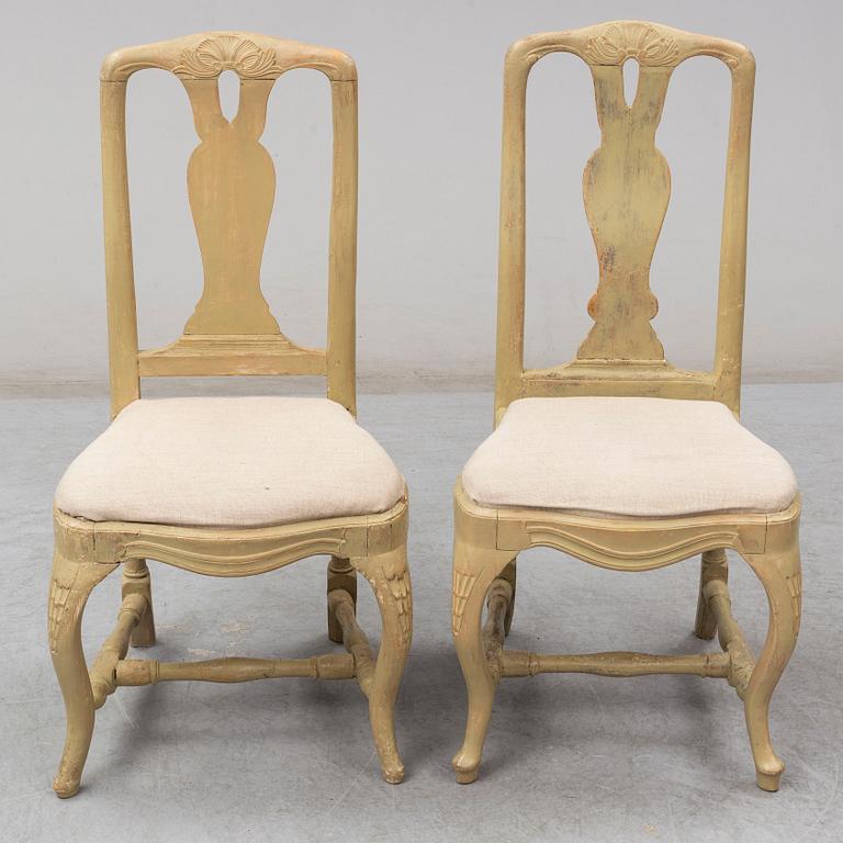 STOLAR, 2 st snarlika, svensk rokoko, 1700-talets andra hälft.