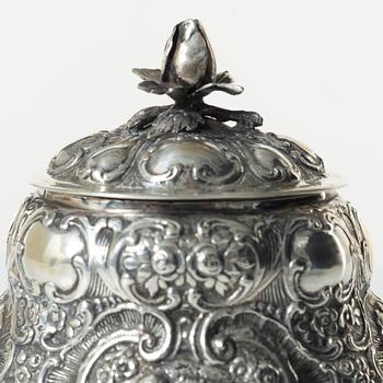 Sockerskål, silver, rokokostil, 1900-tal.
