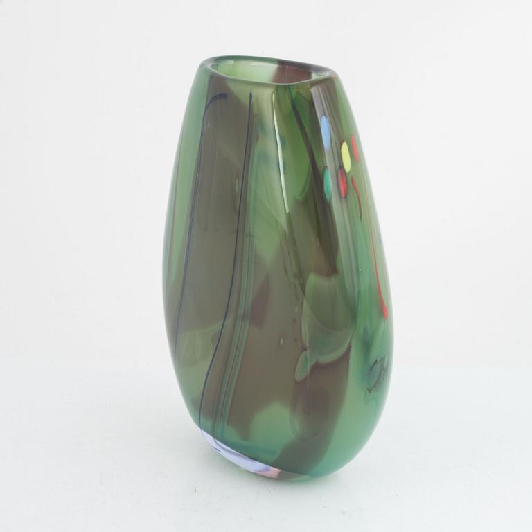 Jan-Eric Ritzman, a glass vase, Transjö, 1988.