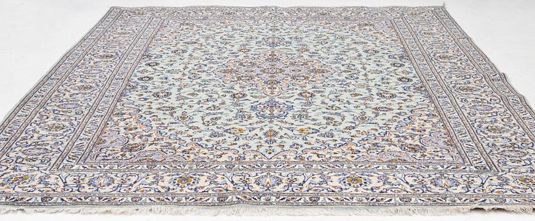 Carpet, Keshan, approx. 384 x 300 cm.