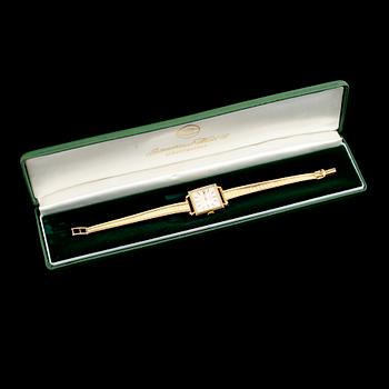DAMARMBANDSUR, 18 k guld, International Watch Co, Automatic. Total vikt med urverk ca 37 gram.