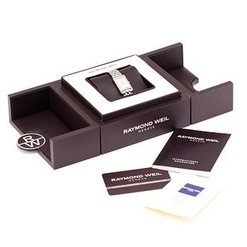 A Raymond Weil 'Tango' wrist watch. 18.6 mm.