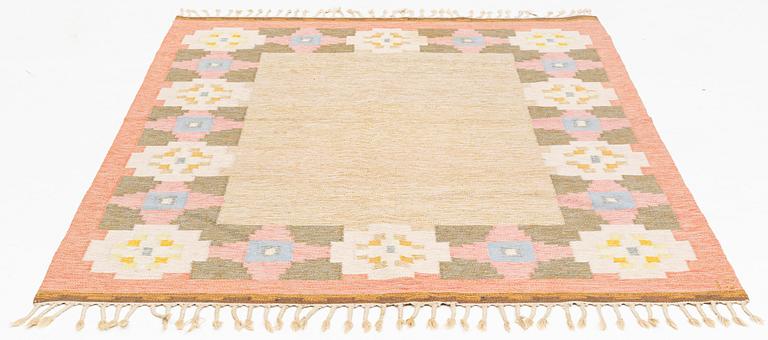 Ingegerd Silow, a flat wave rug, signed IS, c. 230 x 170 cm.