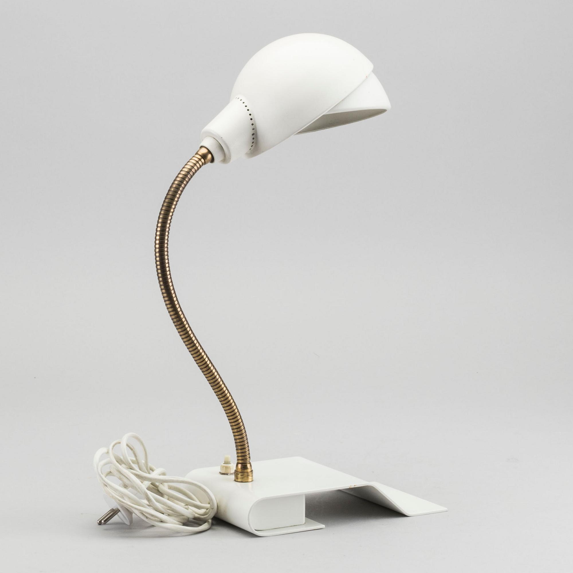 ALVAR AALTO,  TABLE LAMP, A 703. Manufactured by Valaistustyö. 1950s.