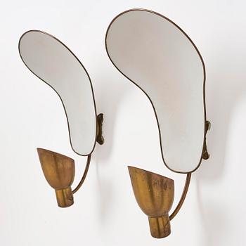 Carl-Axel Acking, a pair of wall lamps model "5029", Bröderna Malmströms Metallvarufabrik, Malmö, 1940s.