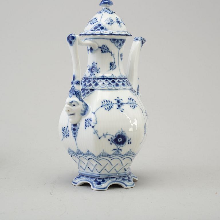 A 9 pieces porcelain table ware 'Musselmalet' from Royal Copenhagen, Denmark.