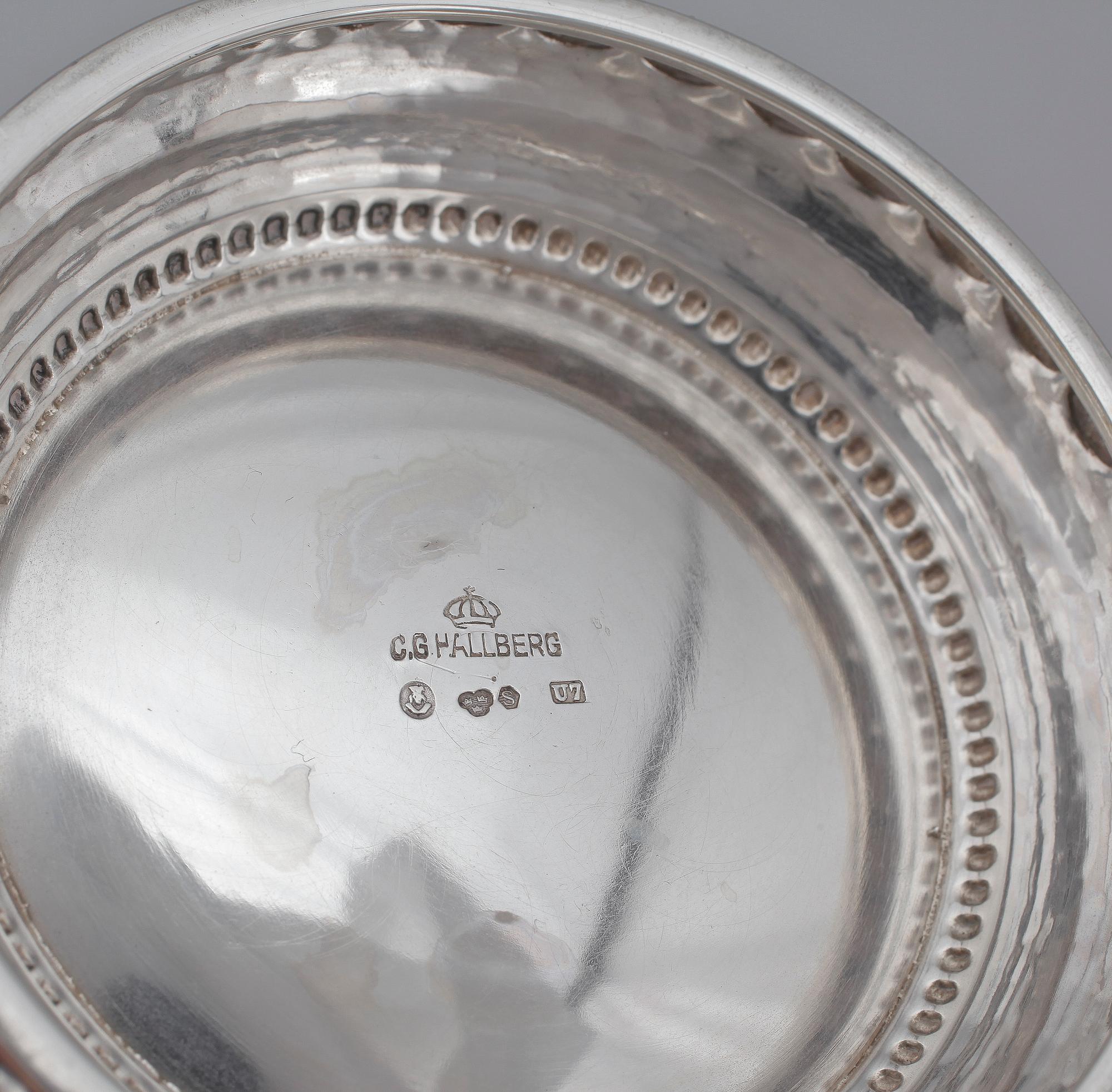 PARTI SILVER, 3 delar, CG Hallberg. Stockholm, 1920-tal. Tot vikt 678 g.