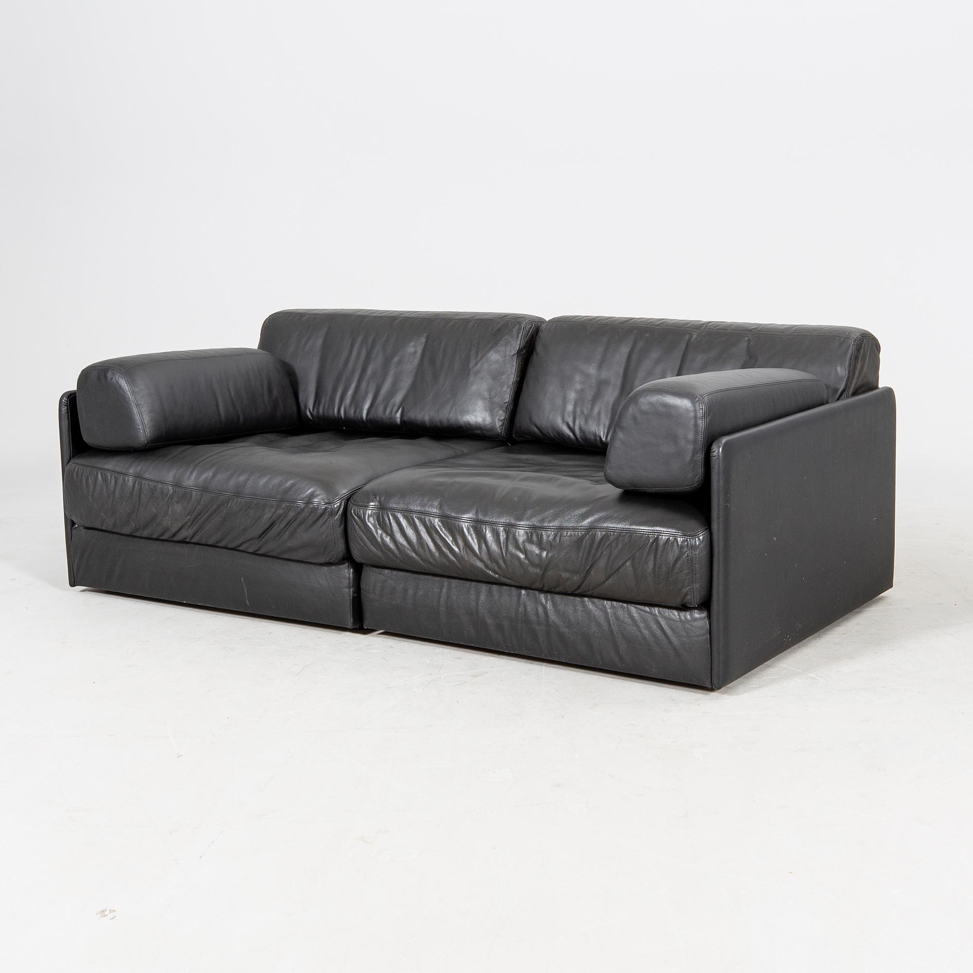A De Sede leather DS76 sofa late 20th century/21st century.