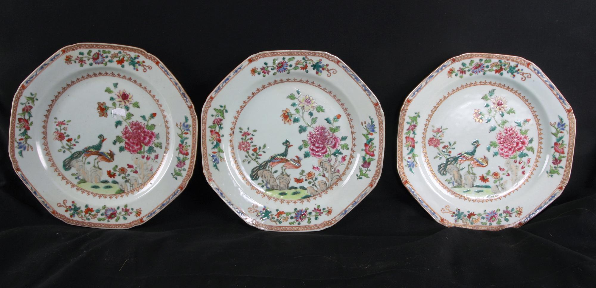 TALLRIKAR, 3 st, porslin, Kina Qianlong 1700-tal.