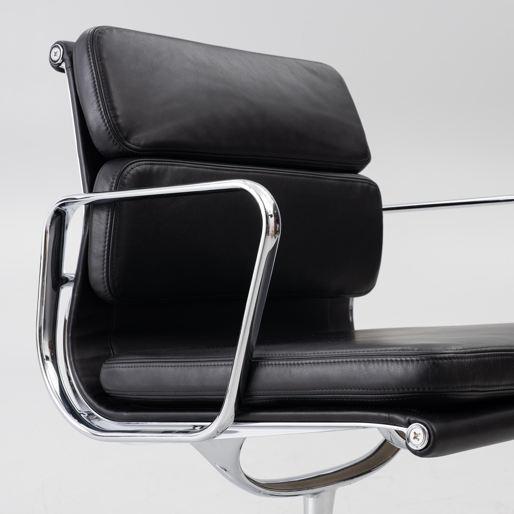 Charles & Ray Eames, Chair, “Soft Pad Alu Chair”, model EA208, Vitra.