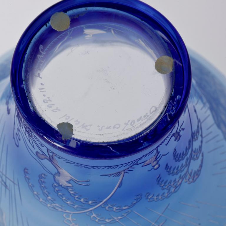 SKÅL, glas. Edward Hald, "Åskväder". Sign "292-11-FC-RP", Orrefors 1970-tal.