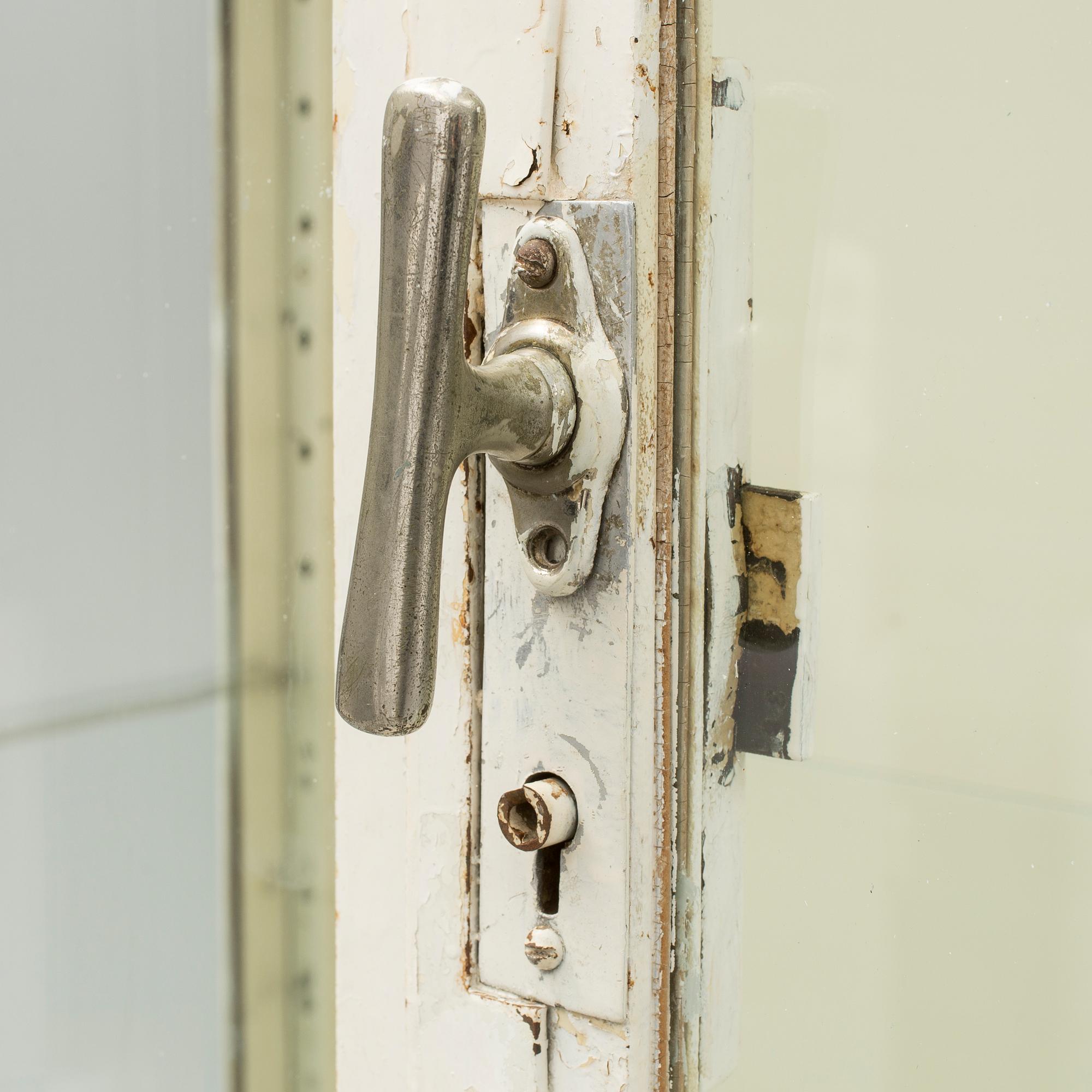a 20h Century cabinet.