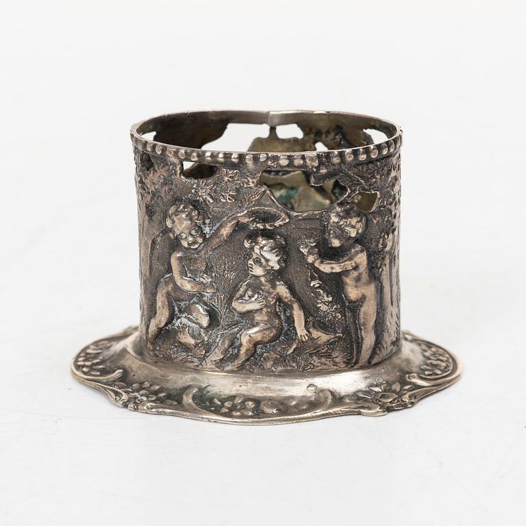 Silver, 4 pieces, including Hugo Grün & Co Oy, Helsinki 1937.