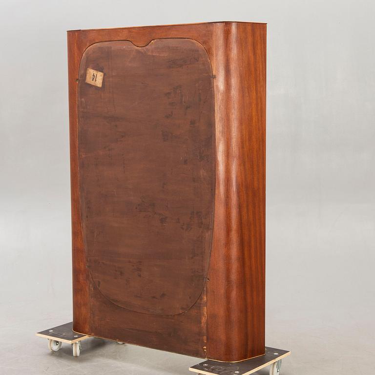 A Vanity mirror mid 1900s.