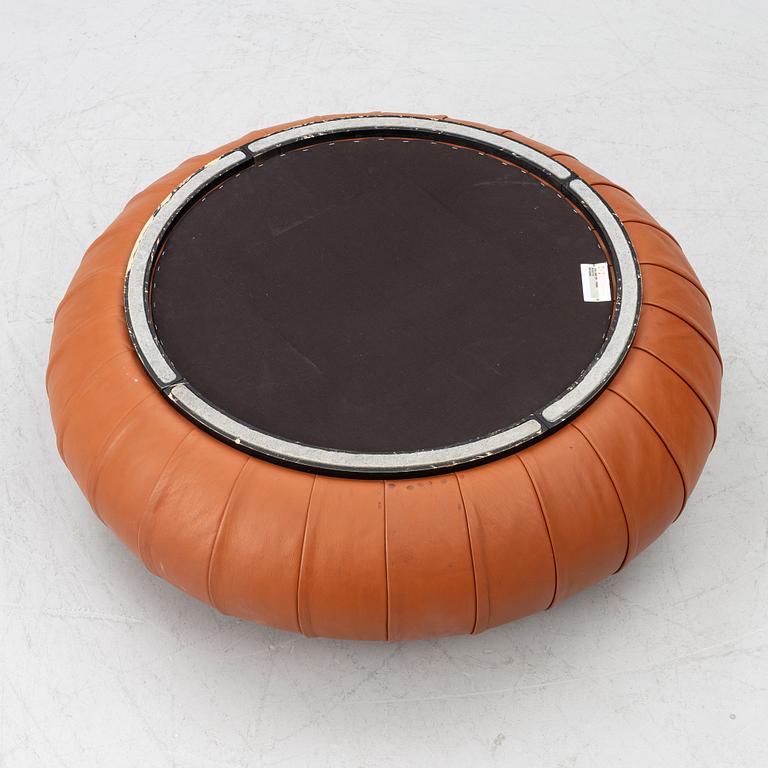 Sittpuff, "Esedra", Monica Förster.