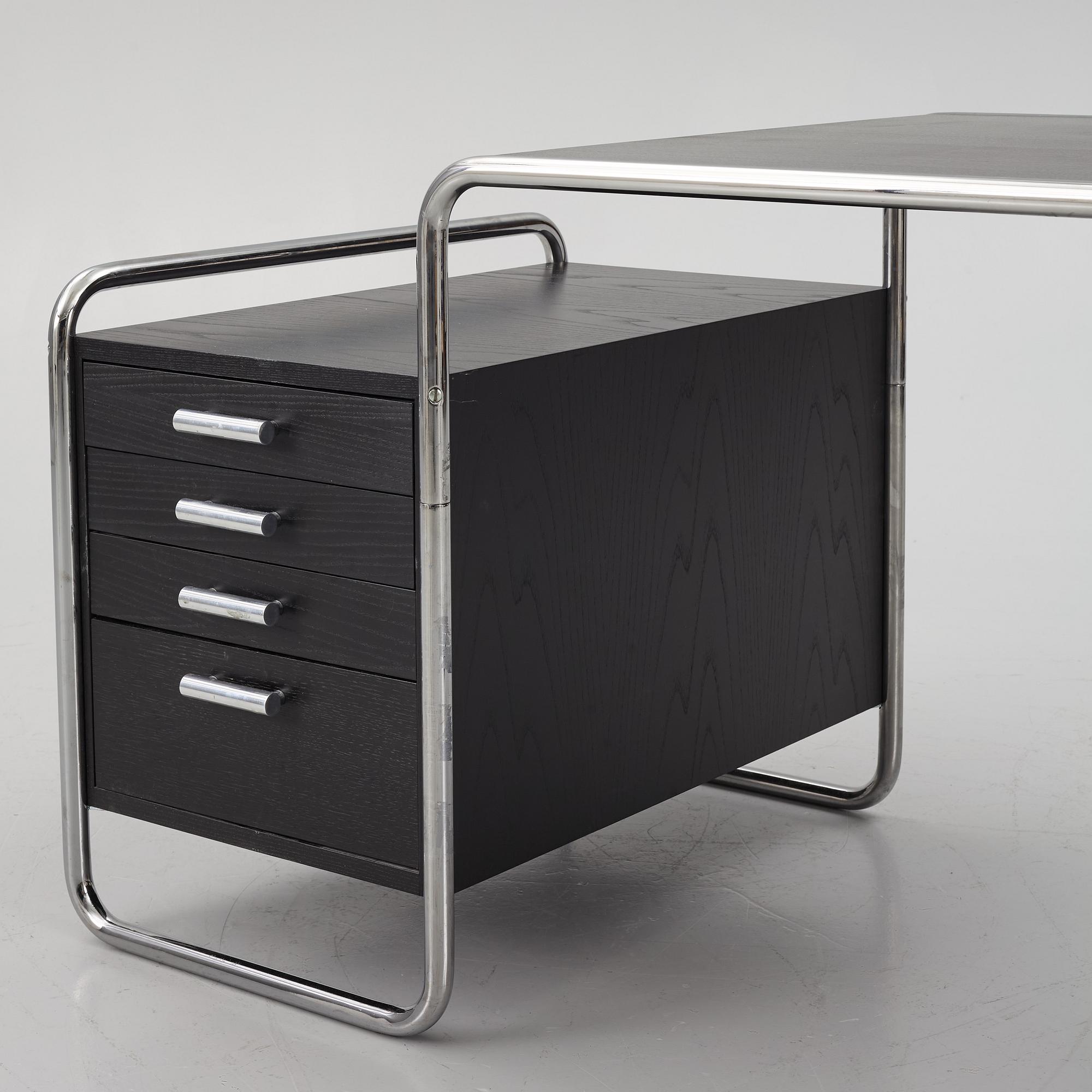 A model S285/1, Thonet.