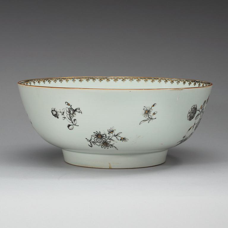 A grisaille punch bowl with a Swedish Bank note, Qing dynasty, Qianlong dated 1762.