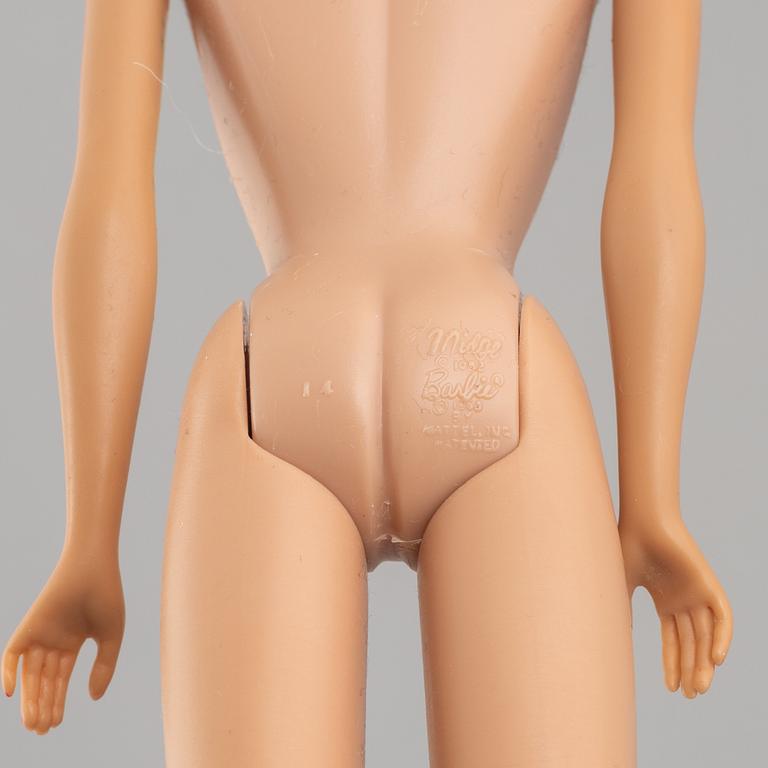 Barbiedockor, 4 st, Bl a "Barbie Swirl Ponytail Blonde" & "Barbie Swirl Ponytail Brunette", Mattel, 1960-tal.