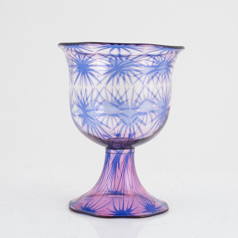 Eva Englund, a 'graal' glass bowl, Orrefors Gallery 1982.