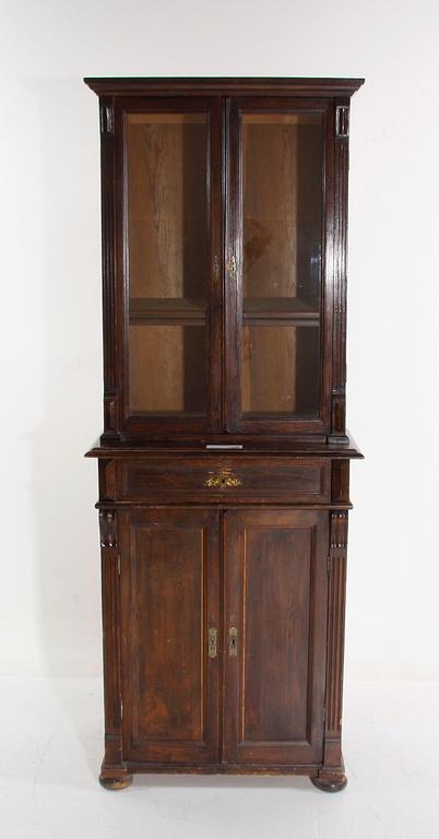 BOKSKÅP, nyrenässans, 1800-talets slut.