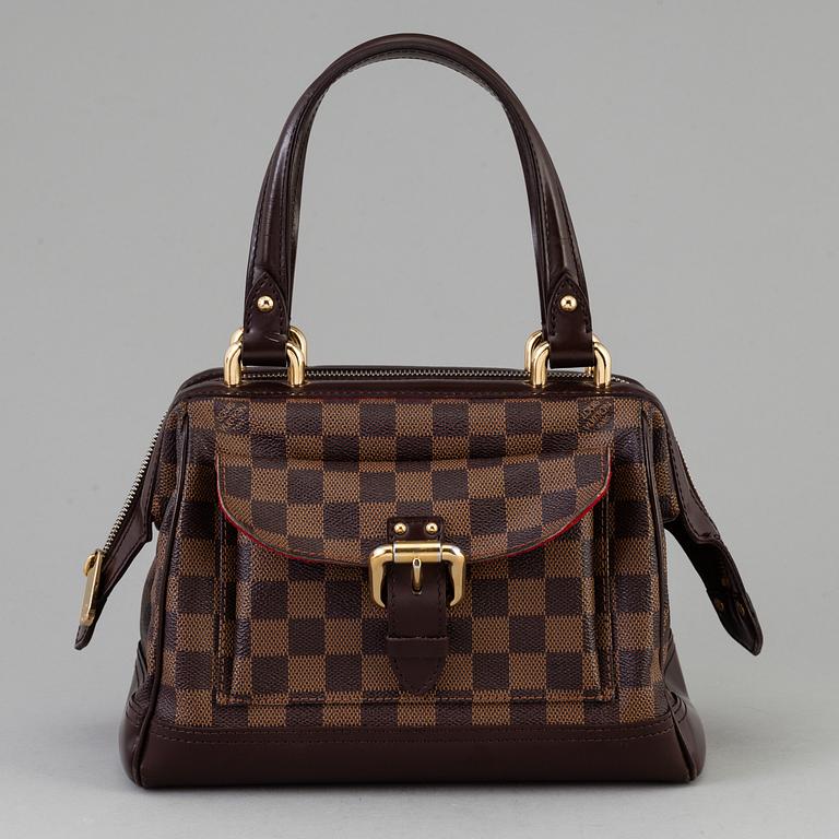 A bag by Louis Vuitton, "Knight's bridge".