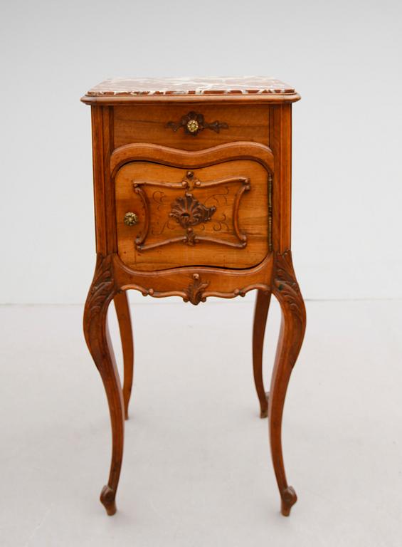 POTTSKÅP, Frankrike, 1800-talets andra hälft.