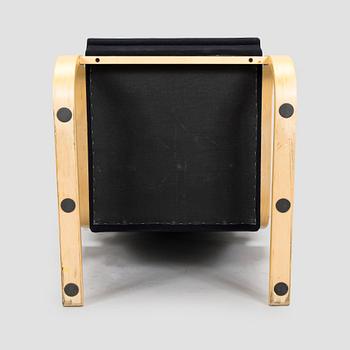 Alvar Aalto, nojatuoli, malli 401, Artek, 2000-luku.
