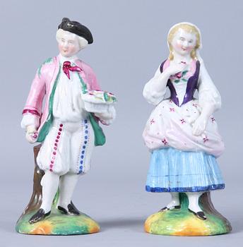 FIGURINER, 2 st, porslin, möjligen Staffordshire, 1800-tal.