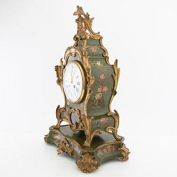Console clock Louis XV style, first half of the 20th century.