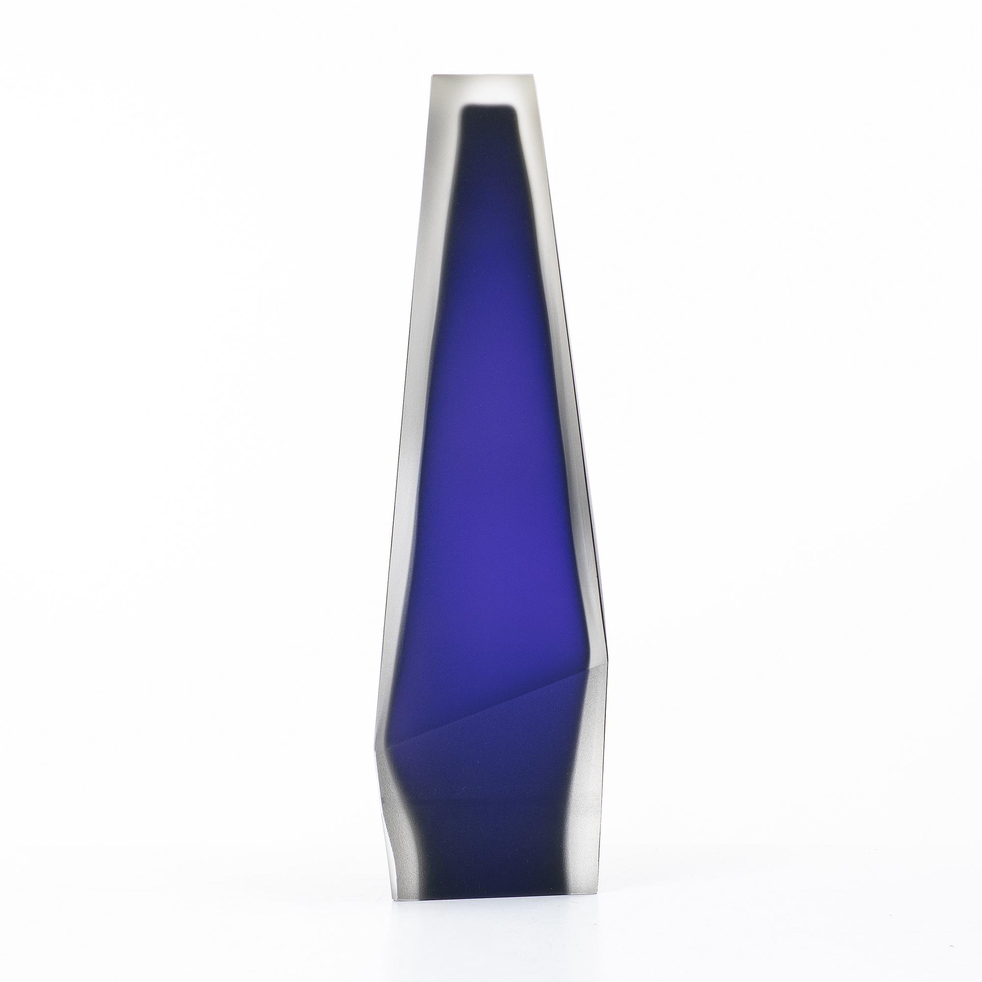 Lena Bergström, skulptur, glas, "Skyscraper one New York", Kosta Boda, 2024.