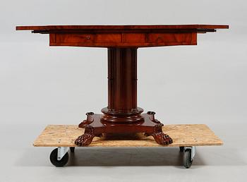 KLAFFBORD, Karl Johan, 1800-talets första hälft.