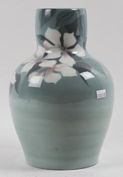 VAS, porslin, jugend, Nils Emil Lundström, Rörstrand.  1900-talets början.