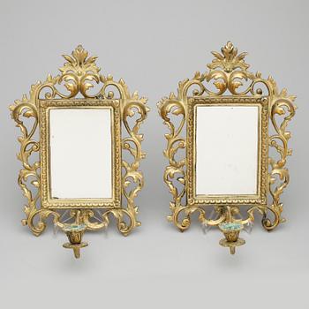 SPEGELLAMPETTER, ett par, rokokostil, 1900-talets första hälft.