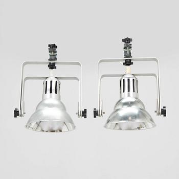 Yrjö Kukkapuro, spottivalaisimia, 2 kpl, malli 100, Haimi Oy 1970.