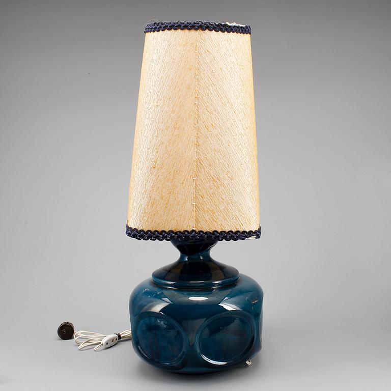 BORDSLAMPA, keramik, 1960/70-tal.