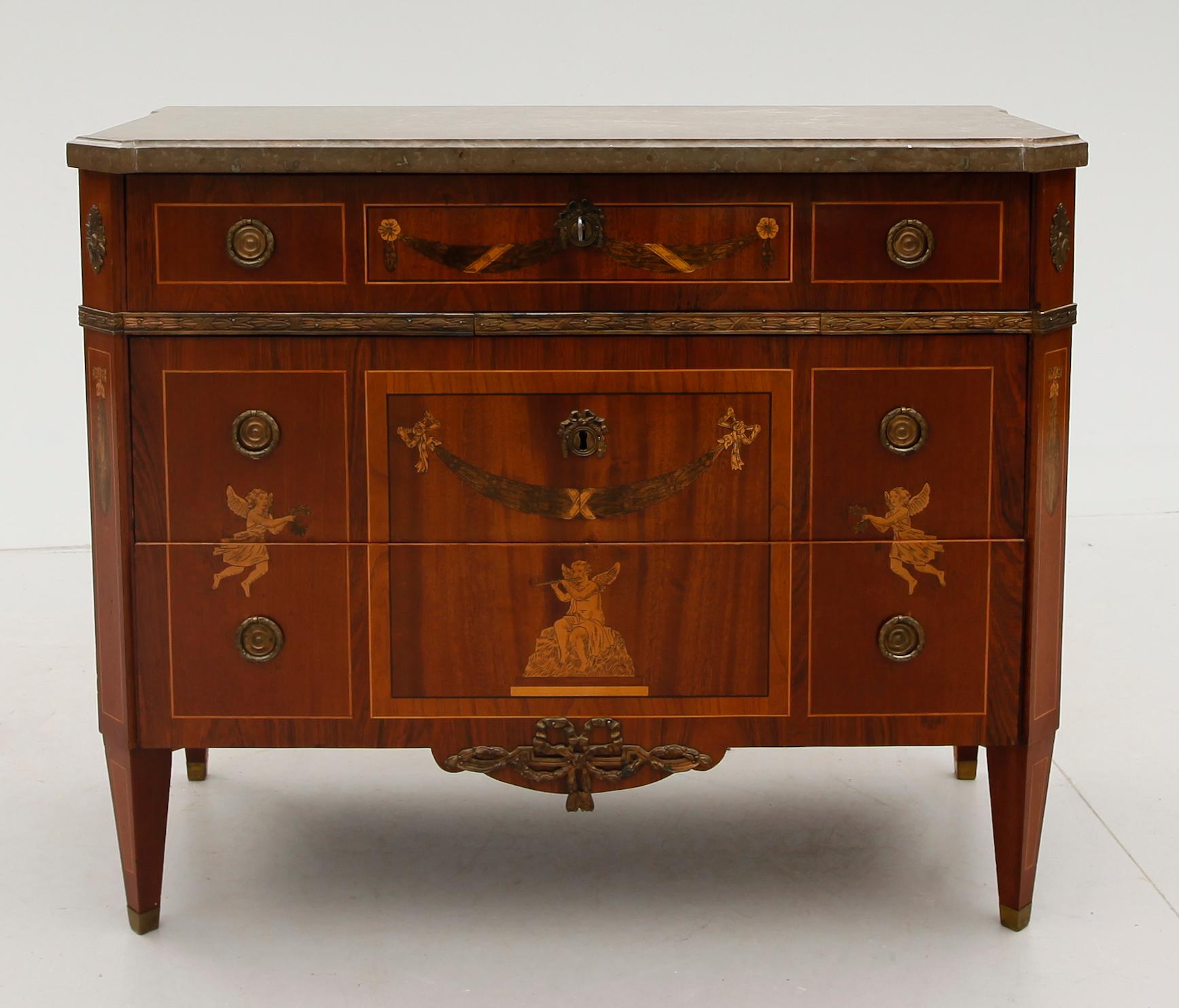 BYRÅ, gustaviansk stil, 1800-/1900-tal.