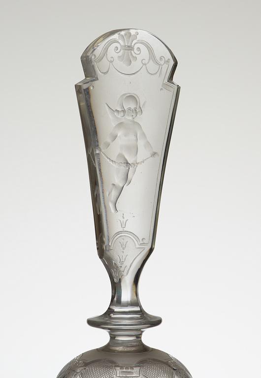 An Edvin Ollers engraved glass goblet with cover, Elme 1926, engraved by Carl Müller.