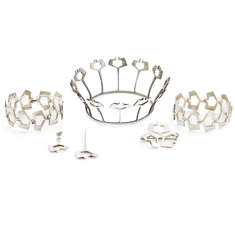 PA Lundahl-Terrs, a crown, two bracelets, a brooch, a earring, and a pendant, silver, Stockholm and Växjö, among others 1961.