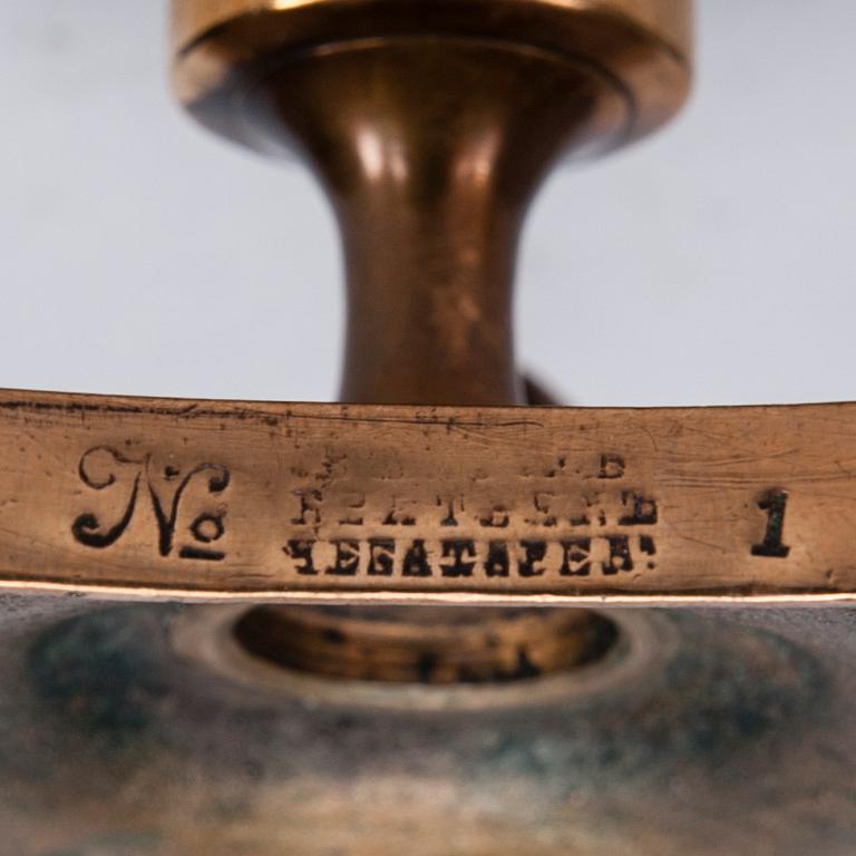 LJUSSTAKAR, 2+1 st, mässing, tillverkningsstämplar Tula och Pimonov, Ryssland, 1800-talets slut.