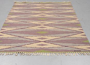 Anna-Greta Sjöqvist, "Lila diagonalen" flat weave, ca 244 x 172 cm, signed AGS.
