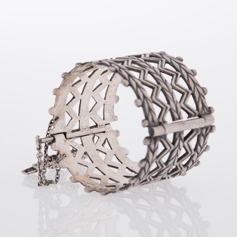 RANNEKORU, Kalevala Koru, silver.