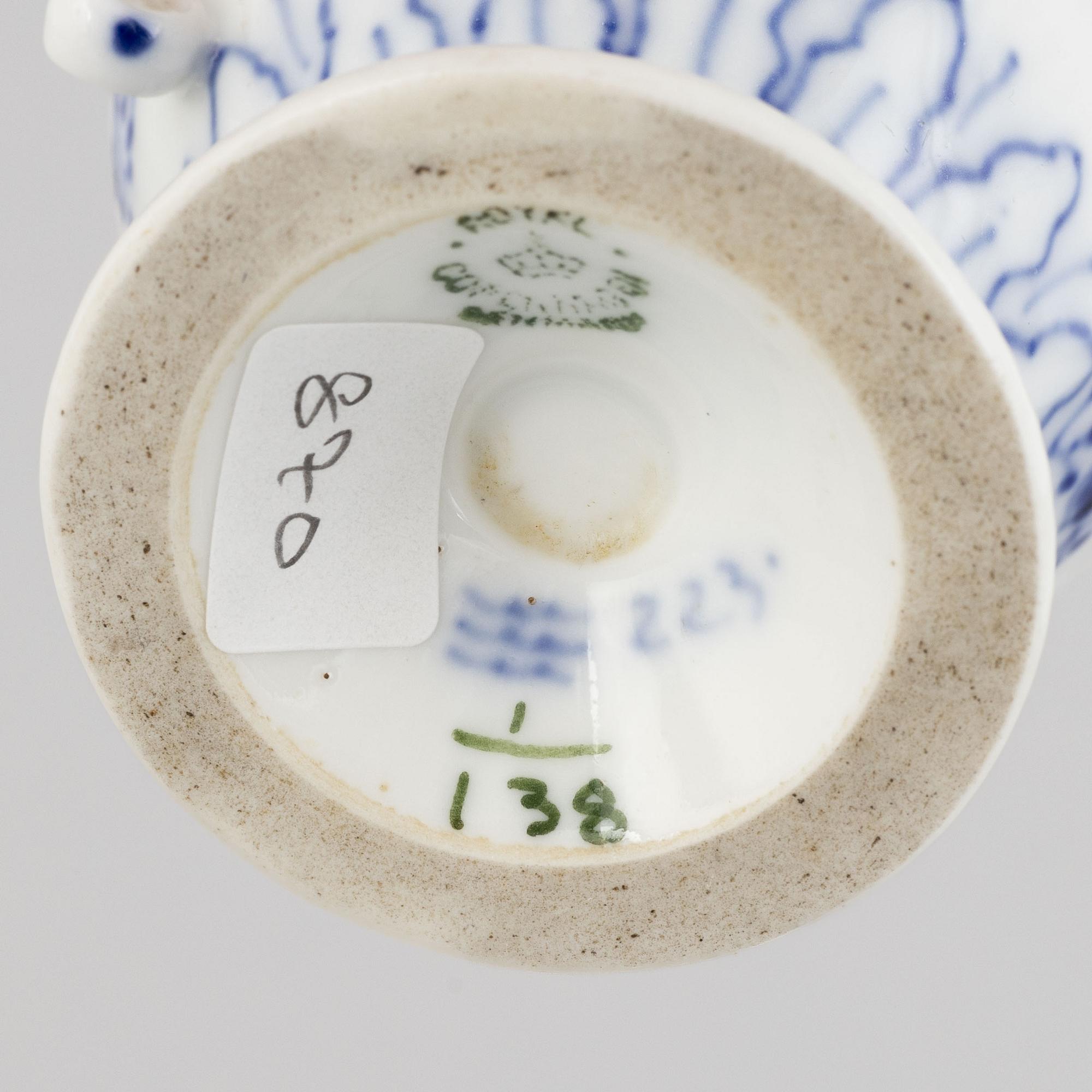 A 'Blue Fluted Plain' porcelain mustard pot, Royal Copenhagen, model '138', 20th century.