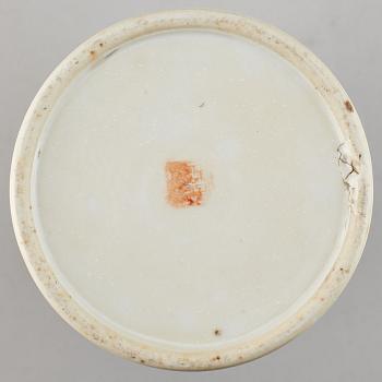 Two Chinese famille rose hat stands, 20th century.