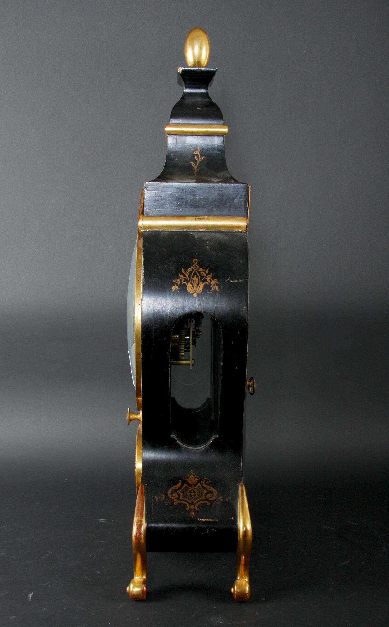 BORDSPENDYL, Louis XV-stil.