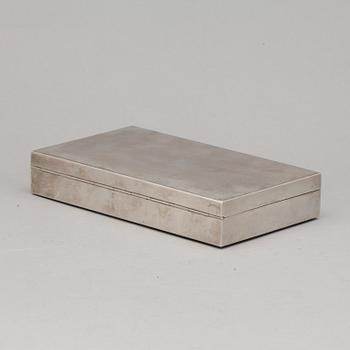 CIGARRSKRIN, silver, otydlig stämpel, troligen Finland 1900-talets första hälft.Total vikt 480g (inklusive inredning m.m.
