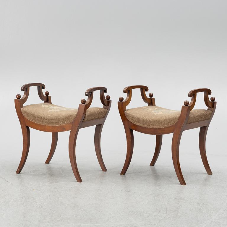 Taburetter, ett par, Karl Johan, 1800-tal.