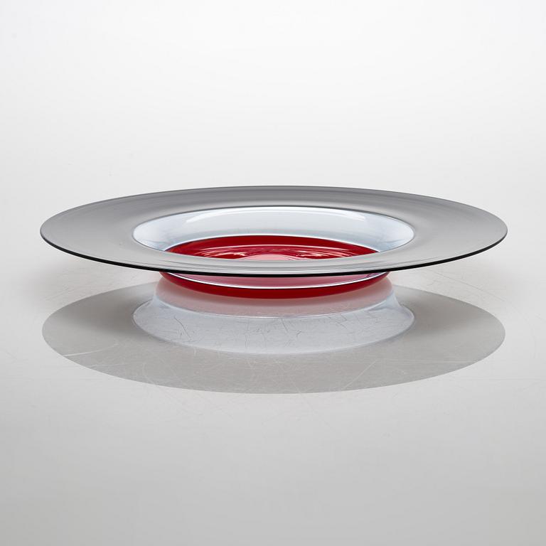 Timo Sarpaneva, a glass plate signed Venini 91 Sarpaneva.